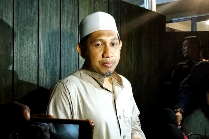 Ustaz Ahmad Habib mengungkap kebiasaan Ashraf Sinclair yang rajin santuni anak yatim usai pengajian, Selasa (18/2/2020) malam.