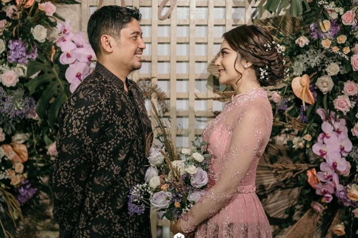 Tiwi eks T2 resmi menikah lagi 
