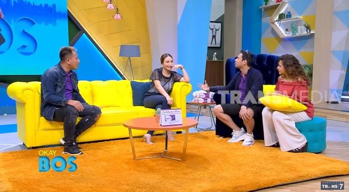 Ayu Dewi menjadi bintang tamu dalam acara Okay Bos Trans 7