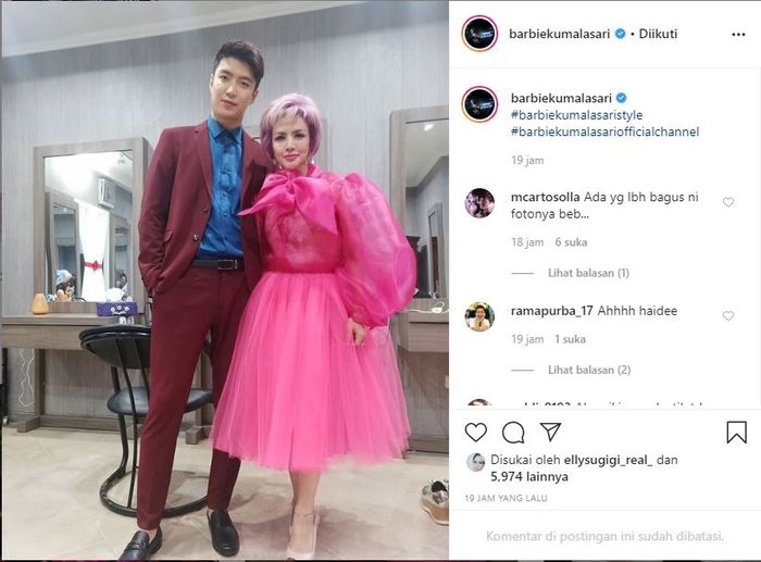Unggahan Barbie Kumalasari bersama seorang pria tampan saat hadiri acara Insert Fashion Award 2020.