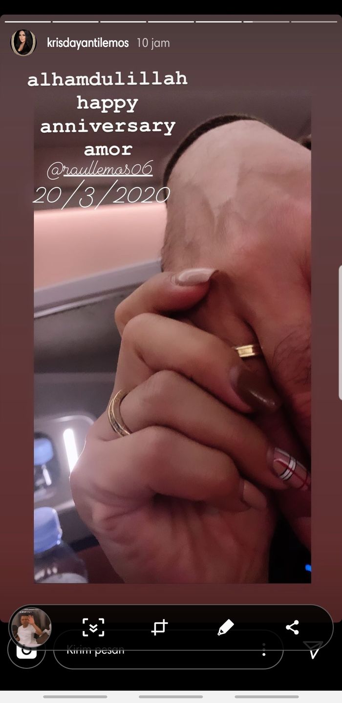 Momen hari jadi pernikahan Krisdayanti dan Raul Lemos