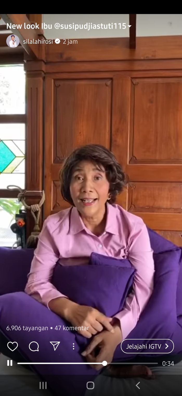 Susi Pudjiastuti pakai wig.