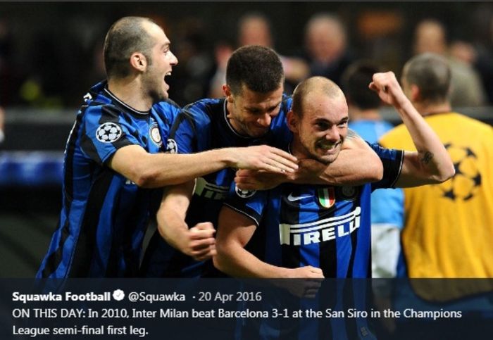 Eks gelandang Inter Milan,Wesley Sneijder (kanan), melakukan selebrasi seusai menjebol gawang Barcelona pada 20 April 2010.