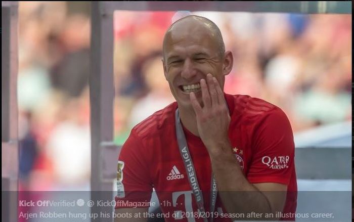 Mantan pemain Bayern Muenchen, Arjen Robben, mengatakan ingin merumput kembali meski sudah gantung sepatu pada akhir musim 2018-2019 kemarin.