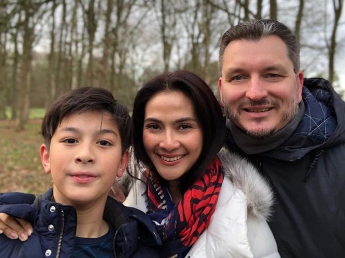 Keluarga Maudy Koesnaedi