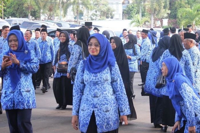 Tahun Depan PNS Dipastikan Dapat THR dan Gaji ke-13 Penuh dengan Tunjangan Kinerja