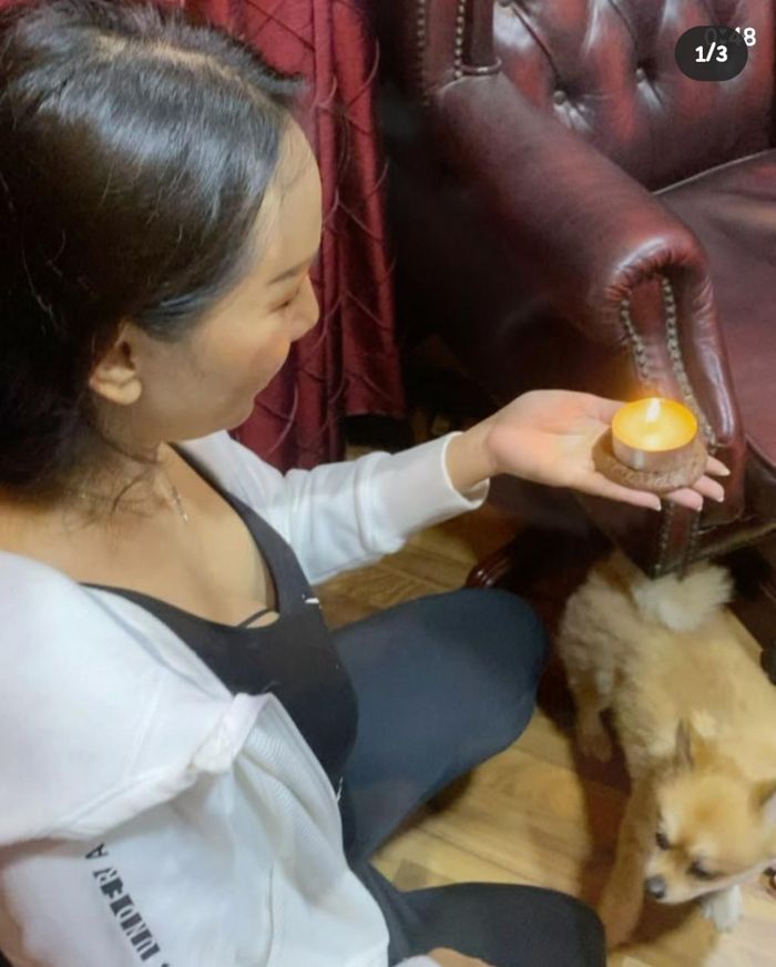 Kalina saat memberikan kejutan ulang tahun pada Azka