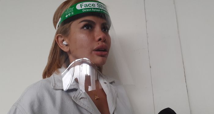 Nikita Mirzani saat ditemui&nbsp;Grid.ID&nbsp;di Pengadilan Negeri Jakarta Selatan, Senin (8/6/2020). 