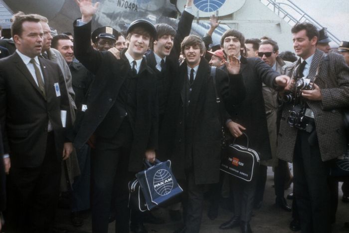 Beatles sampai di Bandara JFK 1964