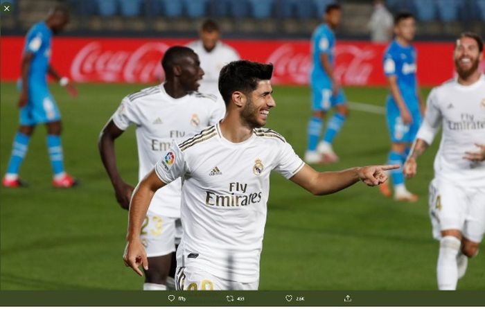 Winger Real Madrid, Marco Asensio, merayakan golnya ke gawang Valencia dalam laga di Stadion Alfredo Di Stefano, Kamis (18/6/2020).