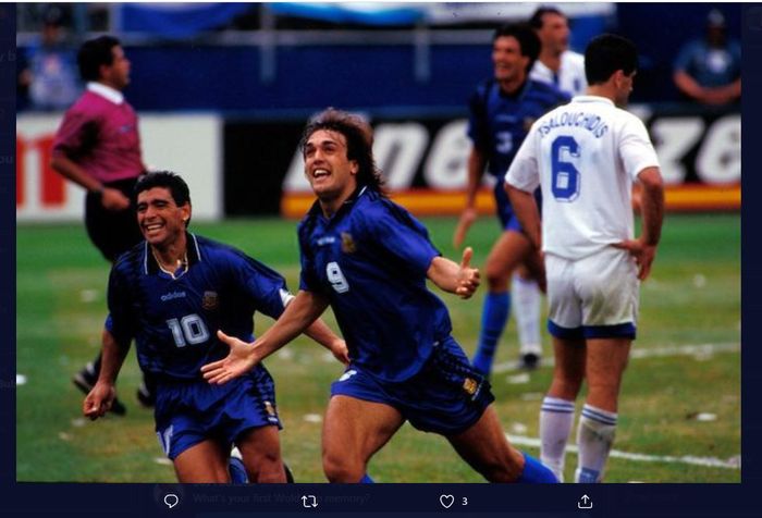 Gabriel Batistuta dan Diego Maradona di Piala Dunia 1994.