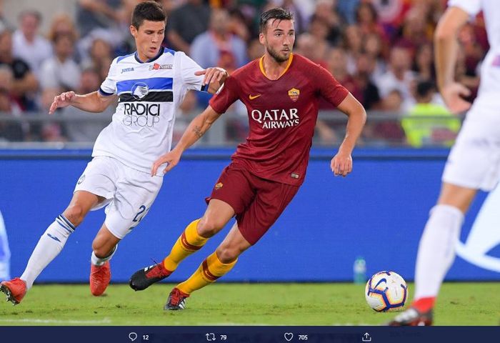 Aksi gelandang AS Roma, Bryan Cristante, saat melawan mantan klubnya, Atalanta.