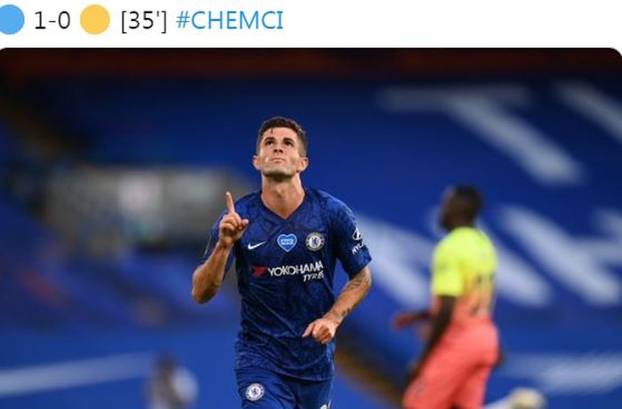 Winger Chelsea, Christian Pulisic, merayakan gol yang dicetak ke gawang Manchester City dalam laga Liga Inggris di Stadion Stamford Bridge, Kamis (25/6/2020).