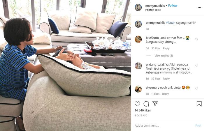 Potret  Noah saat sedang pijiti Bunga Citra Lestari jadi sorotan netizen.