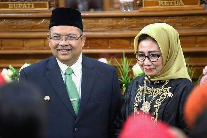 Bupati Kutai Timur Ismunandar dan Istri Uncek.