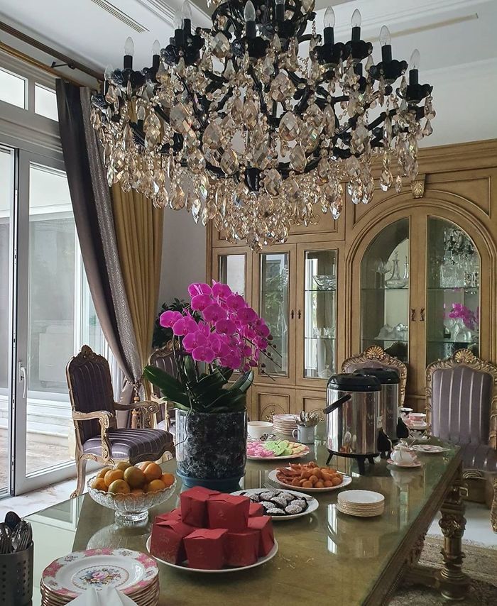 Makanan yang disiapkan Mayangsari untuk teman-temannya