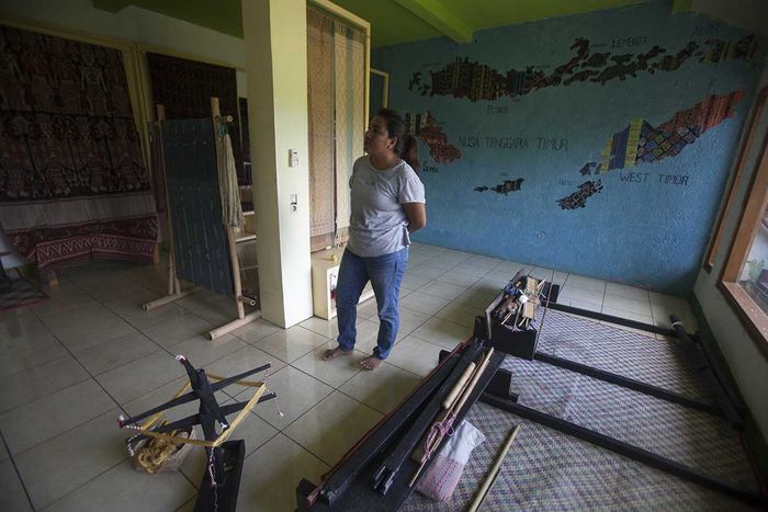 Ruang sanggar kerja tenun Manggarai  di Rumah Tenun Baku Peduli.