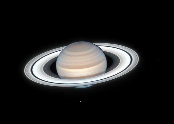 Gambar terbaru dari Saturnus yang diambil oleh teleskop Hubble. 