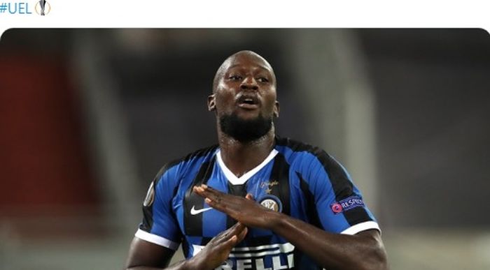 Selebrasi penyerang Inter Milan, Romelu Lukaku,  setelah mencetak gol ke gawang Shakhtar Donetsk dalam laga semifinal Liga Europa, Senin (18/8/2020) dini hari WIB.