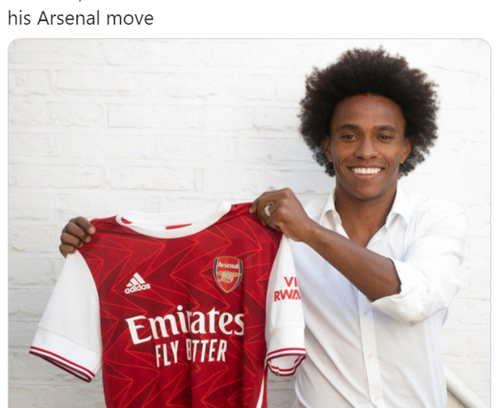 Willian saat diperkenalkan sebagai pemain Arsenal.