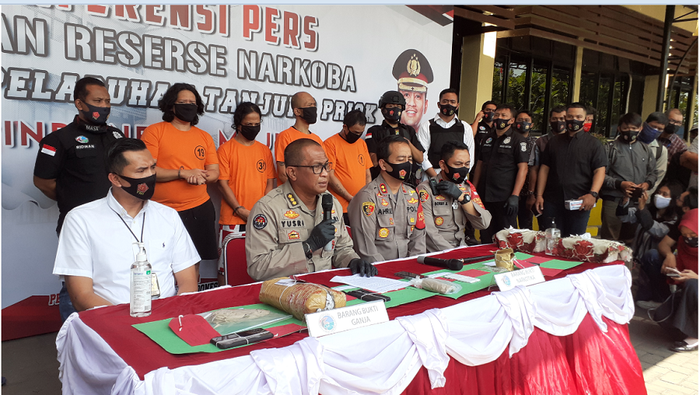 Konferensi pers kasus narkoba kru band J-Rocks di Polres Pelabuhan Tanjung Priok, Jakarta Utara, Sabtu (22/8/2020).