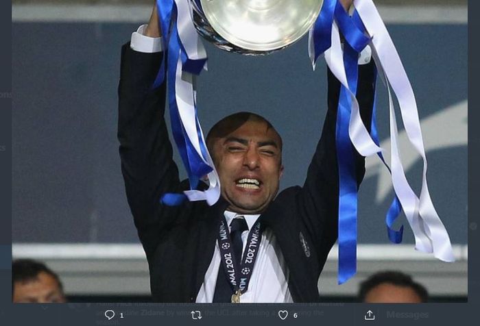 Roberto Di Matteo saat membawa Chelsea juara Liga Champions 2011-2012.