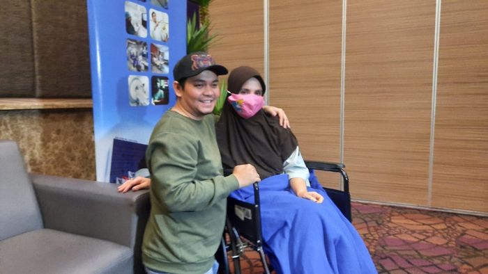 Indra Bekti dan Aldilla Jelita saat ditemui di RS Mayapada, Lebak Bulus, Jakarta Selatan, Kamis (27/8/2020).