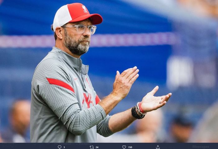 Juergen Klopp dalam laga persahabatan Liverpool vs Blackpool.