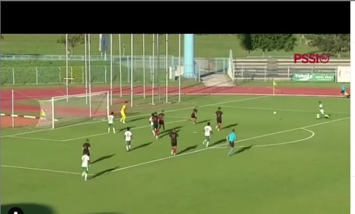 Bek sayap timnas U-19 Indonesia, Bagas Kaffa, berhasil bikin gol yang buat kiper timnas U-19 Kroasia kaku