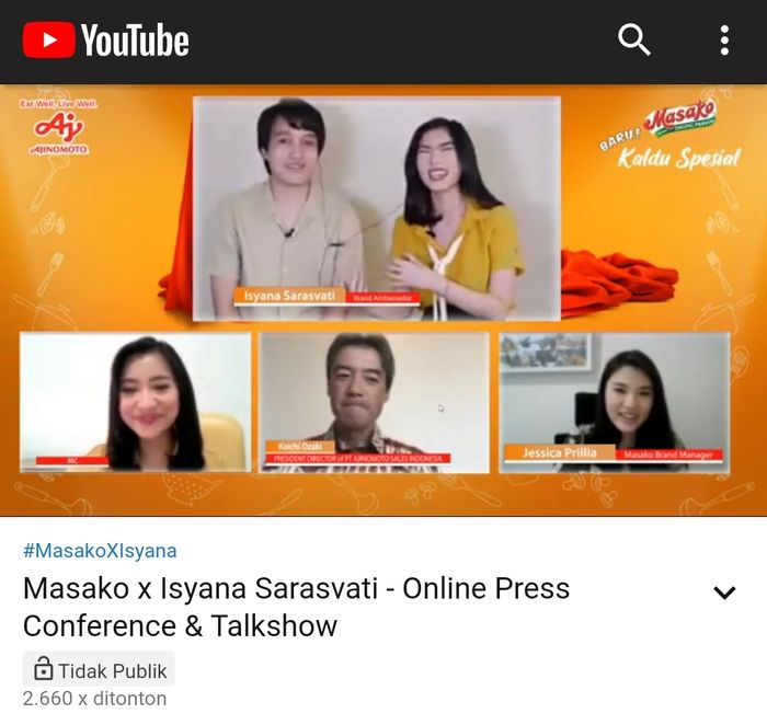 Isyana Sarasvati mengajak sang suami, Rayhan Maditra, untuk membintangi sebuah iklan produk bumbu masakan.