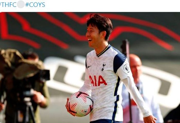 Penyerang Tottenham Hotspur, Son Heung-Min, melakukan selebrasi seusai laga Liga Inggris kontra Southampton di Stadion St. Mary's, Minggu (20/9/2020).