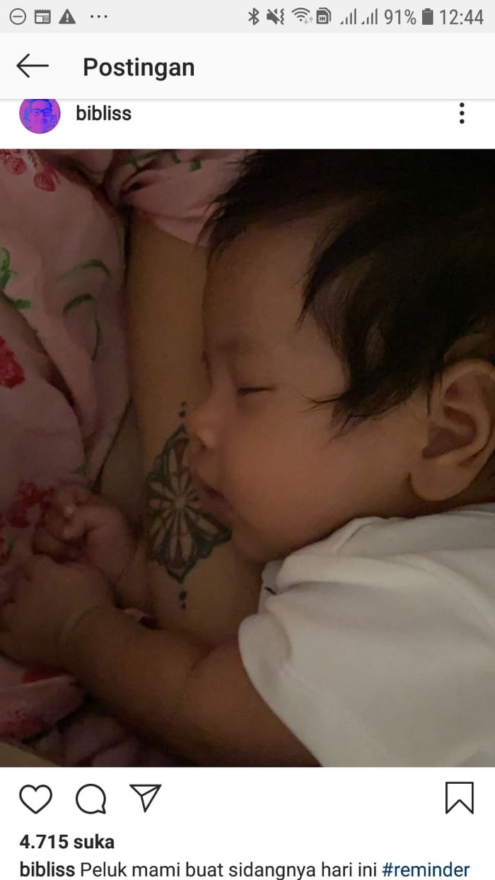 Bibi Ardiansyah berikan semangat untuk Vanessa Angel yang hendak jalani sidang.