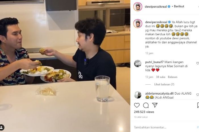 Keakraban Aldi Taher dan Angga Wijaya.