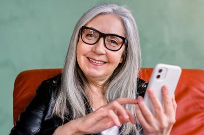 Ilustrasi rambut beruban