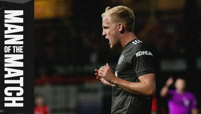 Donny van de Beek, pemain terbaik laga Manchester United lawan Luton Town di Piala Liga Inggris.