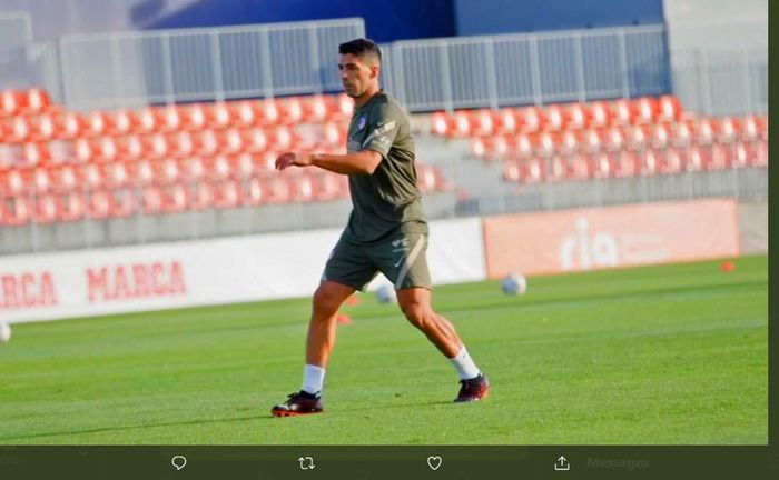 Luis Suarez menjalani latihan di Atletico Madrid.