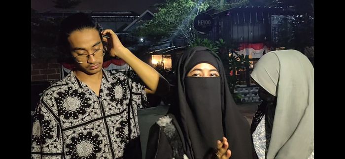 Abidzar Al Ghifari, Umi Pipik, dan Adiba Khanza Al Ghifari saat ditemui di kawasan kapten Tendean, Jakarta Selatan, Selasa (13/10/2020) malam.