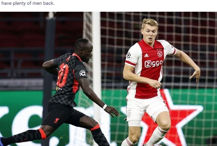 Penyerang Liverpool, Sadio Mane, beraksi dalam laga Grup D Liga Champions melawan Ajax di Stadion Johan Cruijff ArenA, Rabu (21/10/2020).