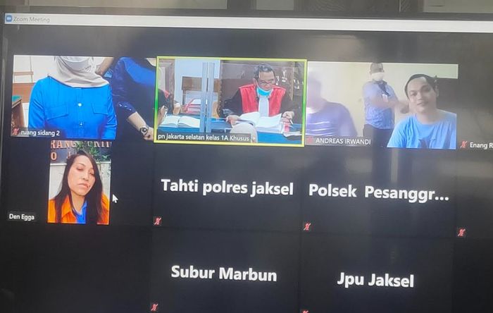 Suasana sidang kasus pencemaran nama baik yang melibatkan Syahrini  di Pengadilan Negeri Jakarta Selatan pada Rabu (4/11/2020).