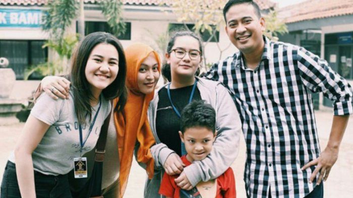 Potret kebersamaan Brotoseno dengan Angelina Sondakh