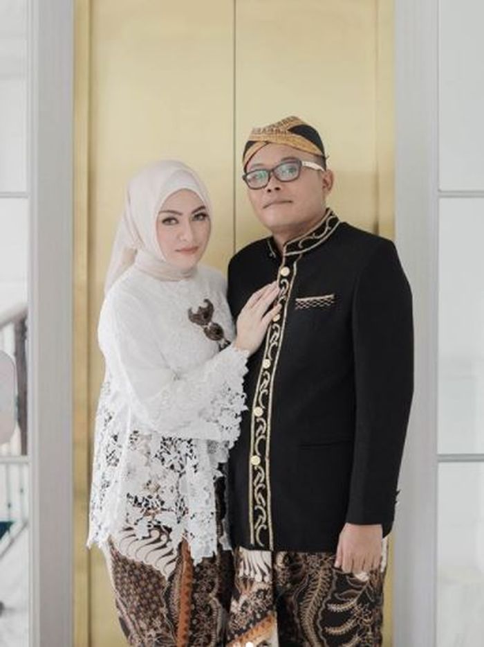 Potret pre-wedding Sule dan Nathalie Holscher.