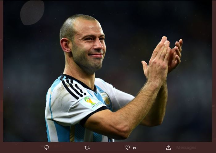 Javier Mascherano resmi gentung sepatu dari sepak bola profesional.