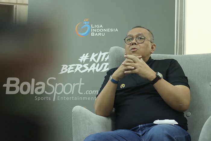 Direktur Utama PT Liga Indonesia Baru (LIB), Akhmad Hadian Lukita, sedang wawancara eksklusif dengan BolaSport.com pada 19 November 2020