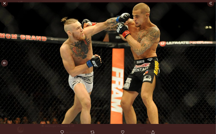 Conor McGregor (kiri) dan Dustin Poirier (kanan) ketika saling berhadapan pada UFC 178, September 2014.