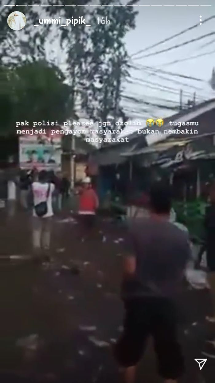 Unggahan Umi Pipik di Instastorynya menanggapi video anggota FPI yang tewas ditembak mati polisi.