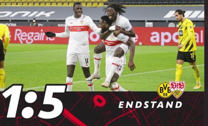 Borussia Dortmund digilas VfB Stuttgart dalam lanjutan Bundesliga, 12 Desember 2020.