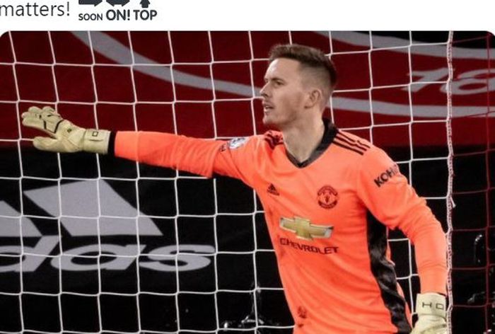 Ekspresi kiper Manchester United, Dean Henderson, dalam laga Liga Inggris kontra Sheffield United di Stadion Bramall Lane, Kamis (17/12/2020).