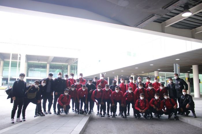 Rombongan timnas U-19 Indonesia yang tiba di Spanyol pada Minggu (27/12/2020).