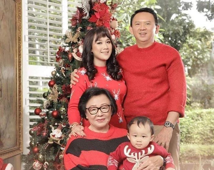 Ahok dan keluarganya