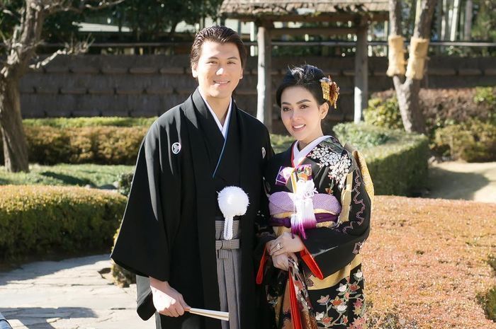 Reino Barack dan Syahrini